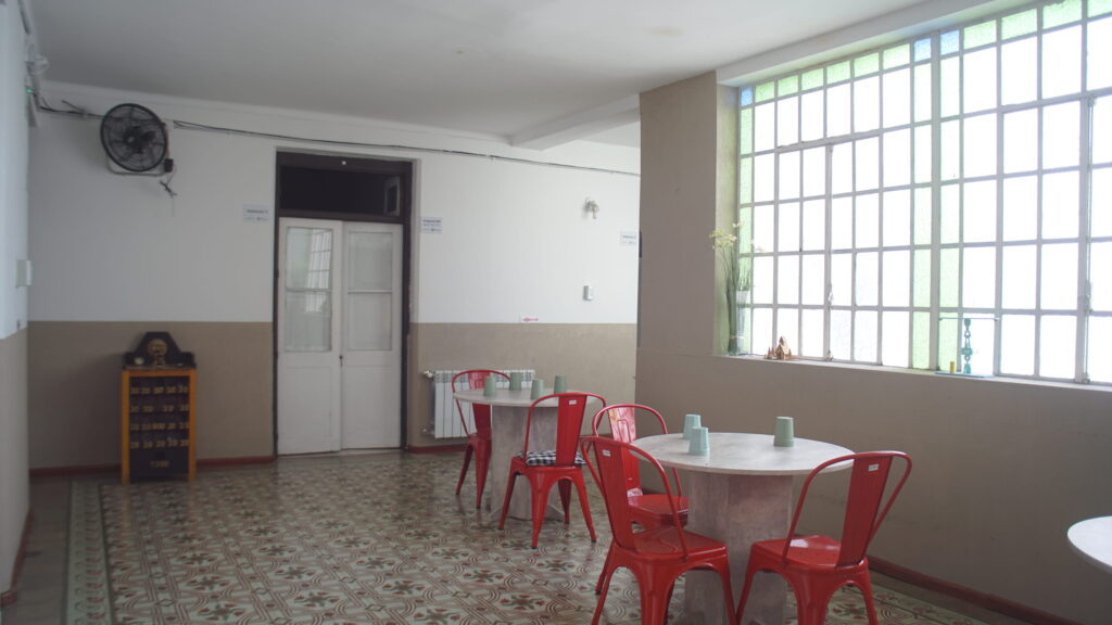 Kelluwen Salud 9 espacio comun penta geriatrico bahia blanca kelluwen habilitado Kelluwen Salud | Residencias Geriatricas Kelluwen Salud